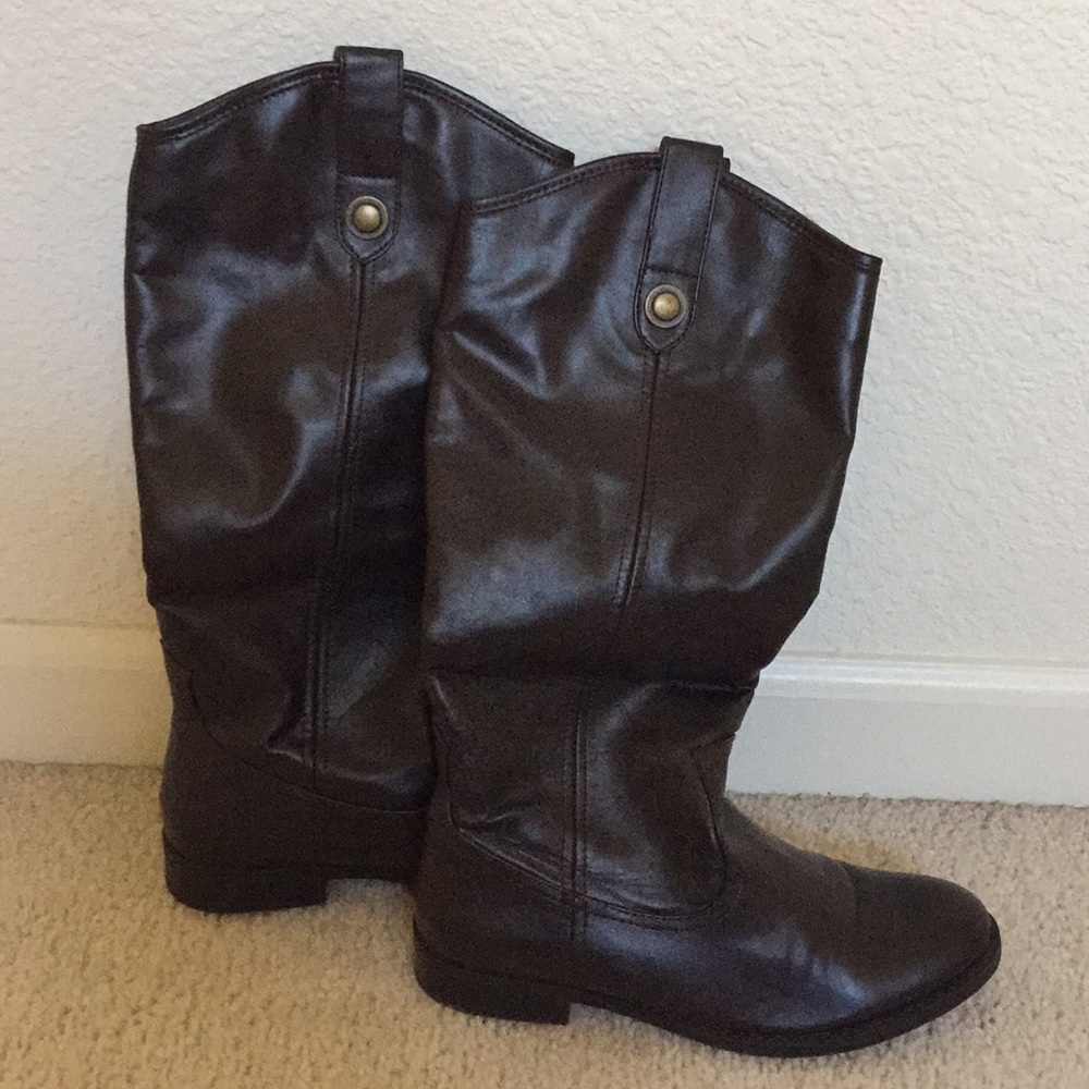 Size 5 1/2 American Eagle boots